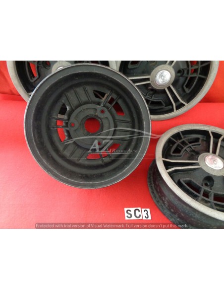 cerchi ruota in lega melber 13"x5j renault r5 set 4-pezzi -  Az Ricambi  Sei alla ricerca di ricambi per la tua auto d’epoca?