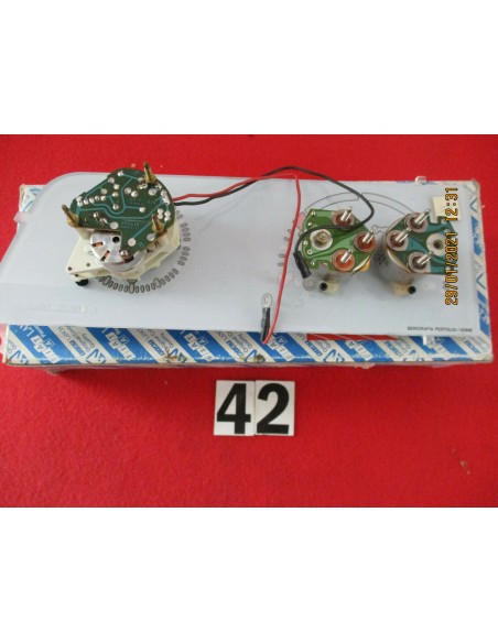 quadro indicatore temperatura olio volt orologio lancia dedra -  Az Ricambi  Sei alla ricerca di ricambi per la tua auto d’ep...