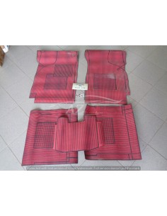 Tappeti in gomma Fiat 124 colore rosso -  Az Ricambi  Sei alla ricerca di ricambi per la tua auto d’epoca?