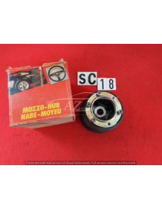 Mozzo volante sportivo Fiat Uno 89-91 Momo k4031 -  Az Ricambi  Sei alla ricerca di ricambi per la tua auto d’epoca?