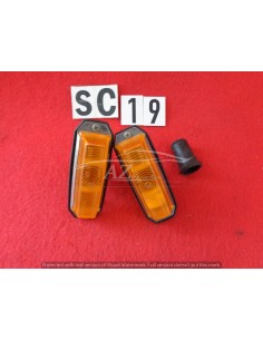 Freccia fanalino laterale Lancia Fulvia coppia 57883547 -  Az Ricambi  Sei alla ricerca di ricambi per la tua auto d’epoca? 2