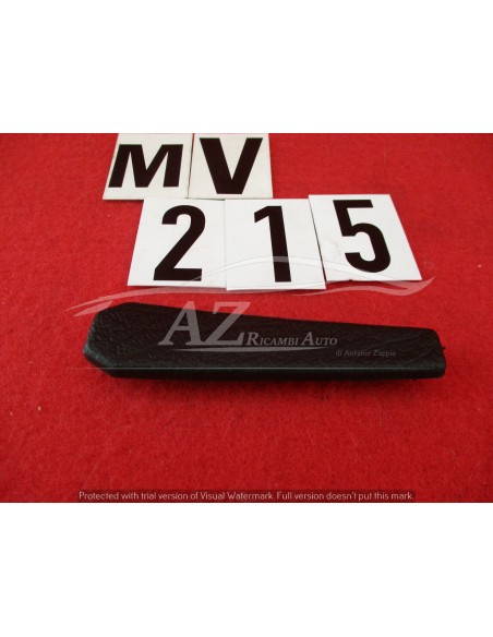 82306204 cornice rivestimenti maniglia per lancia beta -  Az Ricambi  Sei alla ricerca di ricambi per la tua auto d’epoca?