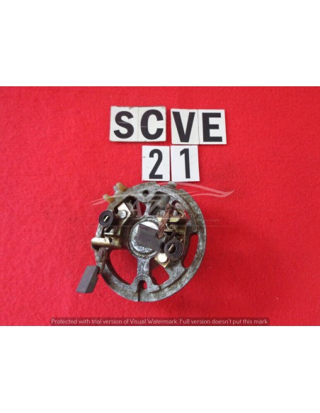 Supporto porta spazzole dinamo Fiat 1100 R D -  Az Ricambi  Sei alla ricerca di ricambi per la tua auto d’epoca?