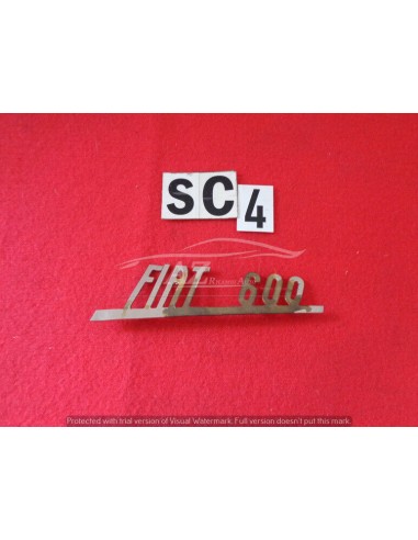 Logo targhetta Fregio Fiat 600 in acciaio con piccoli segni del tempo -  Az Ricambi  Sei alla ricerca di ricambi per la tua a...