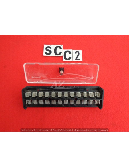 Scatola porta fusibile autocarro adatta a Iveco Fiat Cobo 12PIN -  Az Ricambi  Sei alla ricerca di ricambi per la tua auto d’...