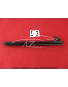 4374972 guida vetro dx adatto a fiat 127 -  Az Ricambi  Sei alla ricerca di ricambi per la tua auto d’epoca?