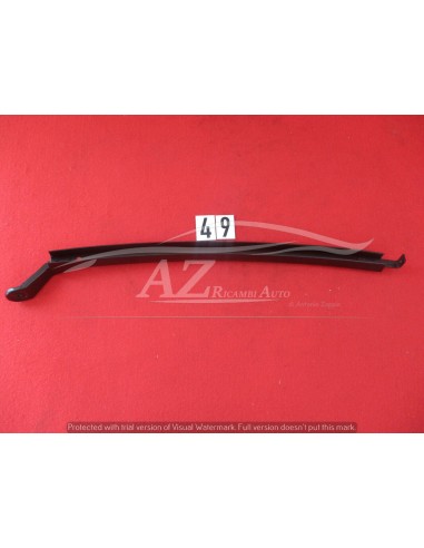 7562808 montante guida vetro porta posteriore adatto a fiat lancia -  Az Ricambi  Sei alla ricerca di ricambi per la tua auto...