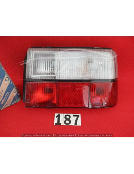 Fanale posteriore dx fiat croma altissimo -  Az Ricambi  Sei alla ricerca di ricambi per la tua auto d’epoca?