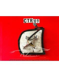 Fanale posteriore dx Peugeot 504 Aric 2