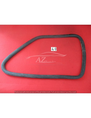 Guarnizione vetro laterale dx per fiat 126 -  Az Ricambi  Sei alla ricerca di ricambi per la tua auto d’epoca?