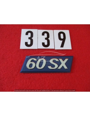 Fregio logo adesivo parafango adatto a fiat uno 60 sx -  Az Ricambi  Sei alla ricerca di ricambi per la tua auto d’epoca?