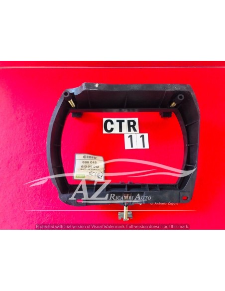 Sede faro sx Peugeot 305 Cibie 686045 61005012 -  Az Ricambi  Sei alla ricerca di ricambi per la tua auto d’epoca?