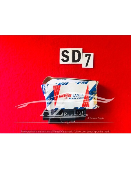 Interruttore Relè motorino tergi Fiat Uno 9041096 -  Az Ricambi  Sei alla ricerca di ricambi per la tua auto d’epoca?