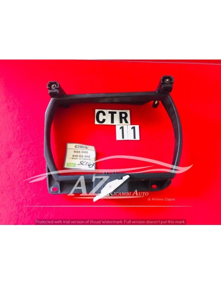 Sede faro sx Peugeot 305 Cibie 686045 61005012 -  Az Ricambi  Sei alla ricerca di ricambi per la tua auto d’epoca?