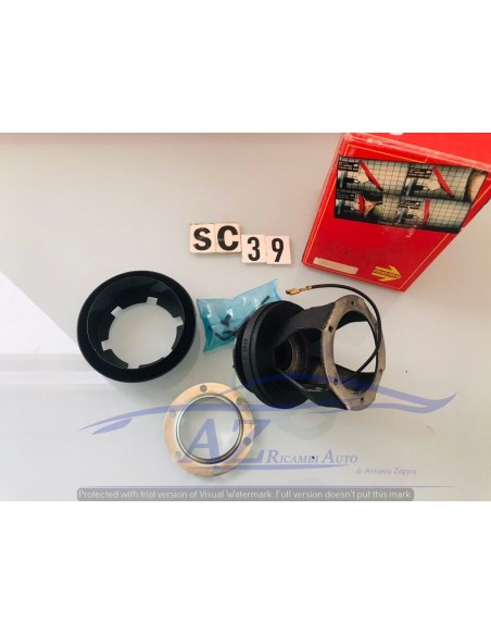 Mozzo volante Momo Alfa Romeo 164 2112111017 -  Az Ricambi  Sei alla ricerca di ricambi per la tua auto d’epoca?