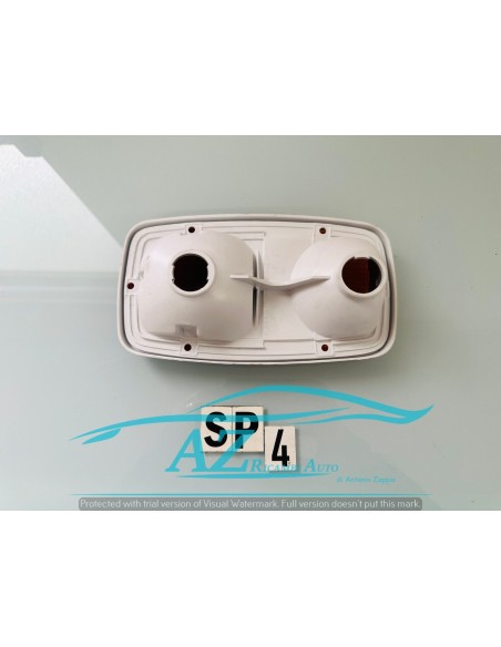 Fanale posteriore Bedford bordo bianco -  Az Ricambi  Sei alla ricerca di ricambi per la tua auto d’epoca?