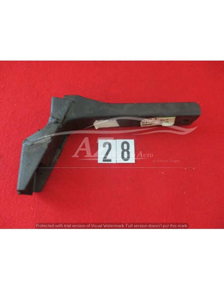 Staffa paraurti posteriore dx per innocent mini 3 -  Az Ricambi  Sei alla ricerca di ricambi per la tua auto d’epoca?