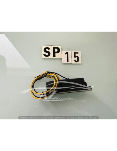 Fanalino targa Lancia Thema Veralux 46350 -  Az Ricambi  Sei alla ricerca di ricambi per la tua auto d’epoca?