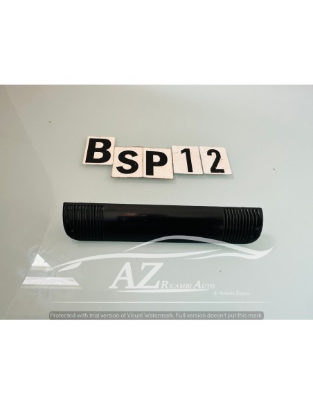 Maniglia manetta appiglio alza cofano nero Fiat 127 70/7 -  Az Ricambi  Sei alla ricerca di ricambi per la tua auto d’epoca?