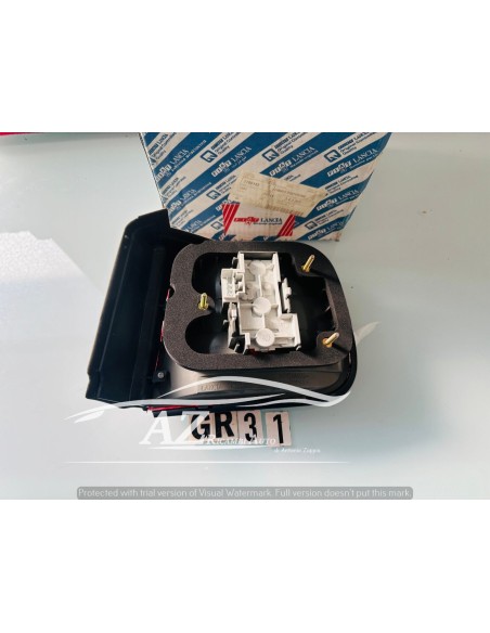 Fanale posteriore sx Lancia Kappa 7780143 -  Az Ricambi  Sei alla ricerca di ricambi per la tua auto d’epoca?