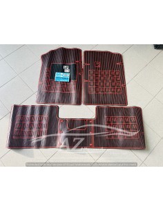 Tappeti Alfa Romeo Alfetta Giulietta rosso-nero 1031 -  Az Ricambi  Sei alla ricerca di ricambi per la tua auto d’epoca?