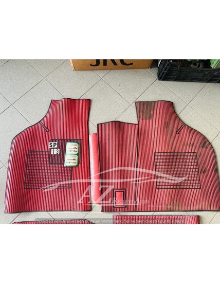 Tappeti Fiat Uno rosso nero -  Az Ricambi  Sei alla ricerca di ricambi per la tua auto d’epoca?