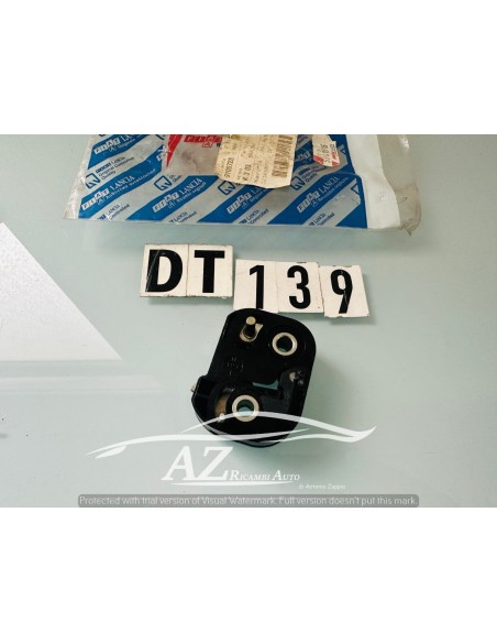 Serratura scontro porta sx Fiat Uno Lancia Y10 5941516 -  Az Ricambi  Sei alla ricerca di ricambi per la tua auto d’epoca?