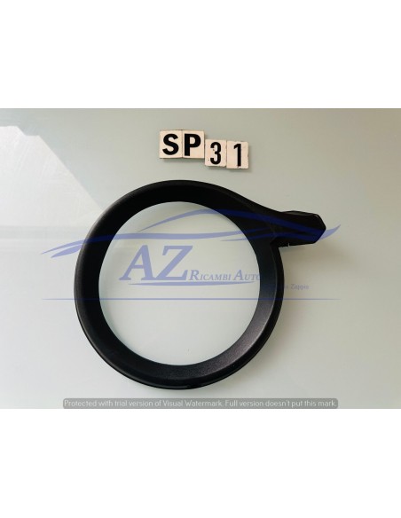 Cornice faro dx Autobianchi A-112 -  Az Ricambi  Sei alla ricerca di ricambi per la tua auto d’epoca?