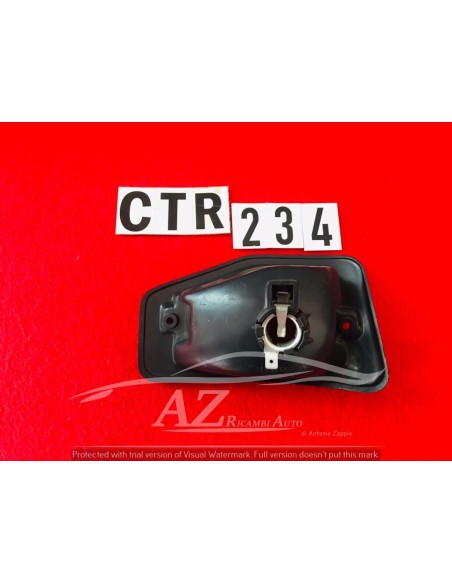 Fanalino anteriore dx Autobianchi A-112 -  Az Ricambi  Sei alla ricerca di ricambi per la tua auto d’epoca?