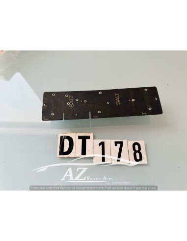 Porta lampada fanale posteriore Fiat 131 4324042 -  Az Ricambi  Sei alla ricerca di ricambi per la tua auto d’epoca?