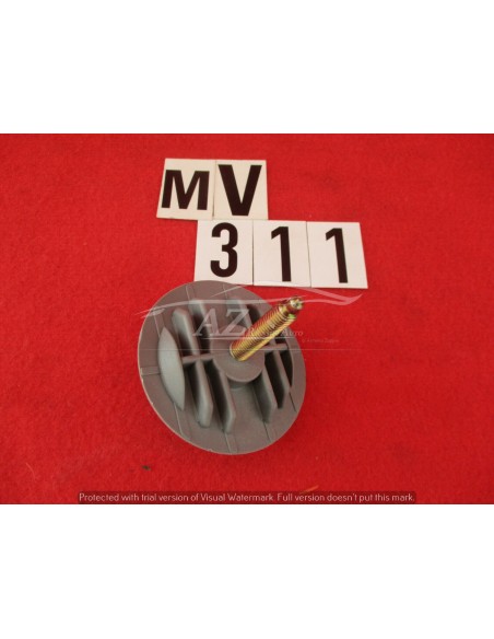 7638119 vite blocca ruota di scorta per fiat uno -  Az Ricambi  Sei alla ricerca di ricambi per la tua auto d’epoca?