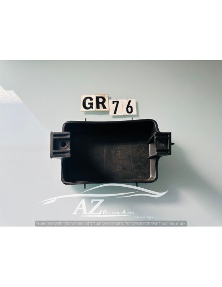 Tappo paraurti fendinebbia Lancia Y10 020174000 -  Az Ricambi  Sei alla ricerca di ricambi per la tua auto d’epoca?