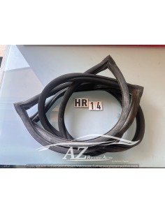 Guarnizione parabrezza Fiat 131 con inserto -  Az Ricambi  Sei alla ricerca di ricambi per la tua auto d’epoca?