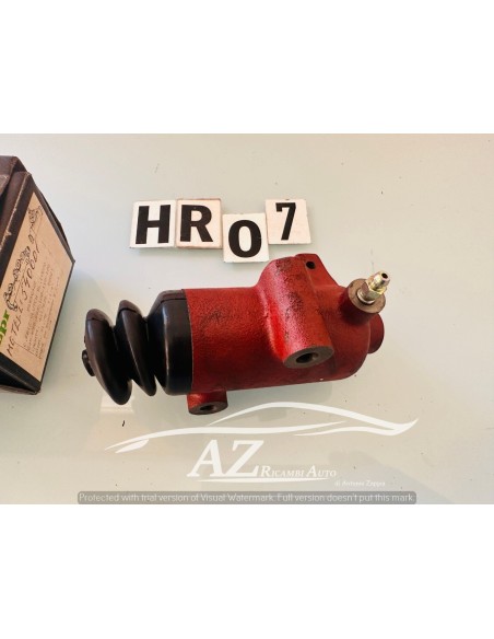 Pompa frizione per Iveco Fiat 645 4217838 -  Az Ricambi  Sei alla ricerca di ricambi per la tua auto d’epoca?