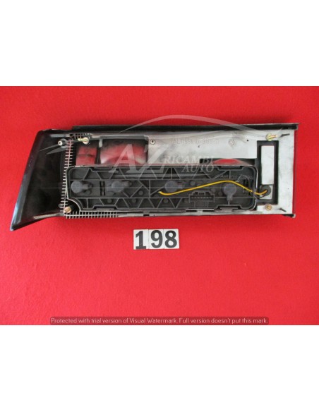 Fanale posteriore dx fiat regata altissimo -  Az Ricambi  Sei alla ricerca di ricambi per la tua auto d’epoca?