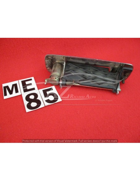 Maniglia porta anteriore dx per autobianchi a-112 con chiave -  Az Ricambi  Sei alla ricerca di ricambi per la tua auto d’epoca?