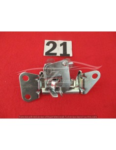 7637805 serratura portellone per fiat uno turbo -  Az Ricambi  Sei alla ricerca di ricambi per la tua auto d’epoca? 2