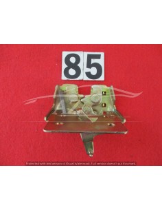 37/141 chiusura serratura portellone per fiat uno -  Az Ricambi  Sei alla ricerca di ricambi per la tua auto d’epoca? 2