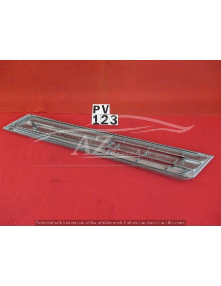 82381758 mostrina dx fiat -  Az Ricambi  Sei alla ricerca di ricambi per la tua auto d’epoca?