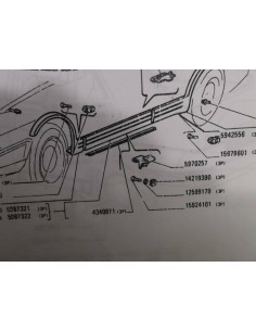 4340871 profilo porta in gomma fiat ritmo abarth -  Az Ricambi  Sei alla ricerca di ricambi per la tua auto d’epoca? 2