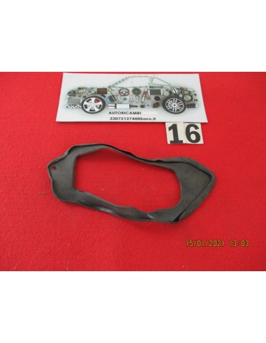 Guarnizione fanale posteriore sx fiat 600 -  Az Ricambi  Sei alla ricerca di ricambi per la tua auto d’epoca?