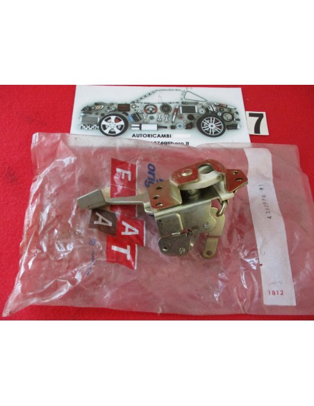 4382976 serratura porta anteriore dx fiat regata ritmo -  Az Ricambi  Sei alla ricerca di ricambi per la tua auto d’epoca?