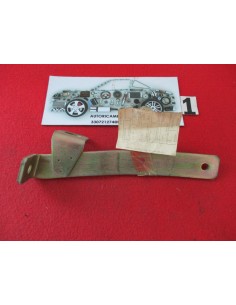 4246779 staffa supporto paraurti anteriore sx fiat 124 special -  Az Ricambi  Sei alla ricerca di ricambi per la tua auto d’e...