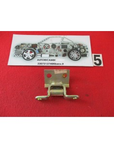92512029 cerniera porta anteriore dx fiat regata ritmo -  Az Ricambi  Sei alla ricerca di ricambi per la tua auto d’epoca? 2
