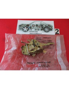 R4/170 serratura porta anteriore fiat regata -  Az Ricambi  Sei alla ricerca di ricambi per la tua auto d’epoca? 2