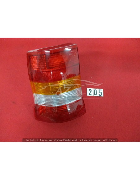 fanale posteriore dx opel astra van 91-99 -  Az Ricambi  Sei alla ricerca di ricambi per la tua auto d’epoca?