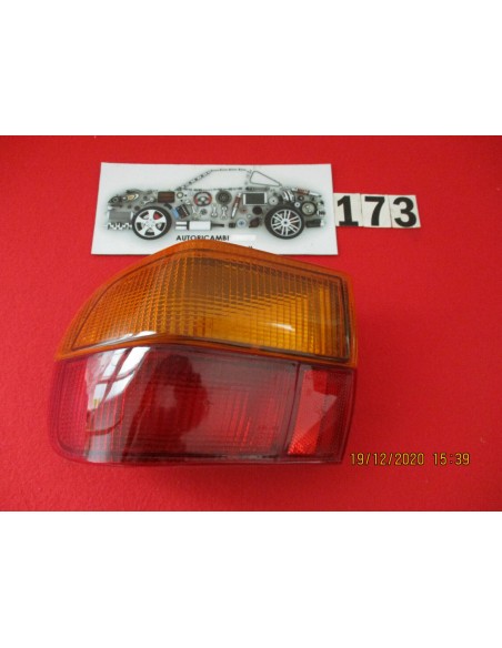 328891 fanale posteriore dx altissimo alfa-romeo alfasud -  Az Ricambi  Sei alla ricerca di ricambi per la tua auto d’epoca?