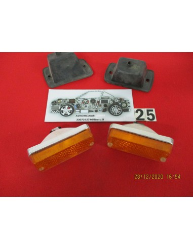 fanalino anteriore dx sx coppia per autobianchi a-112 -  Az Ricambi  Sei alla ricerca di ricambi per la tua auto d’epoca?