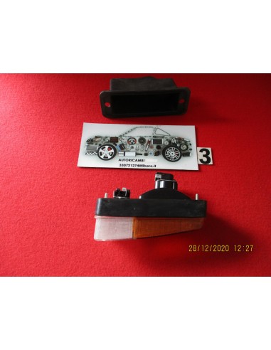 fanalino anteriore sx fiat 132 -  Az Ricambi  Sei alla ricerca di ricambi per la tua auto d’epoca?