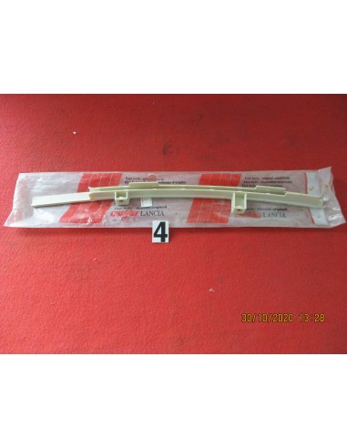 5942383 guida vetro porta anteriore dx fiat rimo -  Az Ricambi  Sei alla ricerca di ricambi per la tua auto d’epoca?